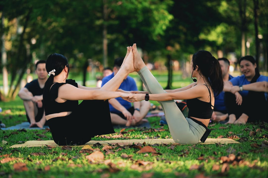 9/8 Rise & Flow | Morning Yoga in the park